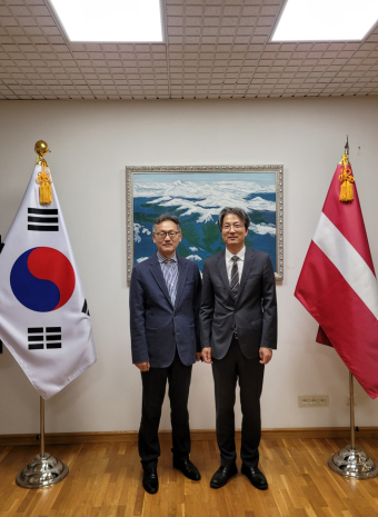 김성진 공동연구원 – 동유럽 라트비아대학교 방문 및 확산 활동                                 썸네일
